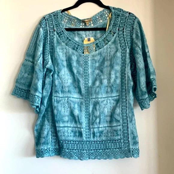 NWT Blue tie-dyed crotchet top - Picture 2 of 9